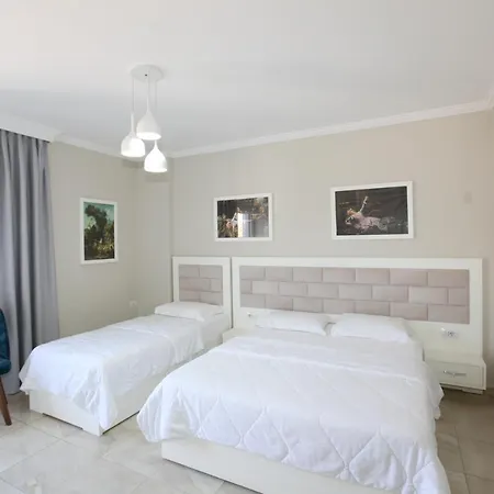 Mare 4* Ksamil